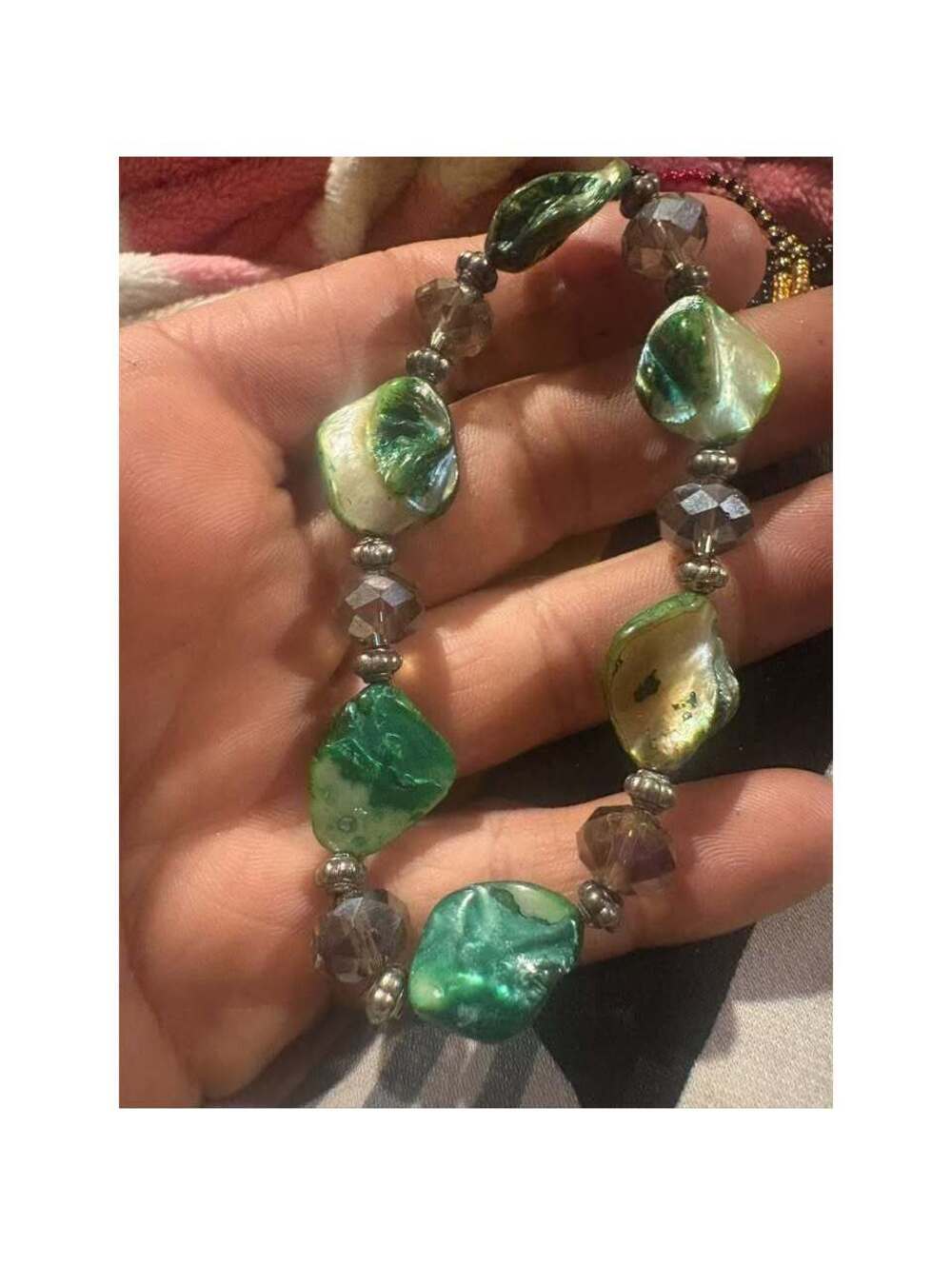 dyed mother of pearl fauceted crystal stretch bracelet